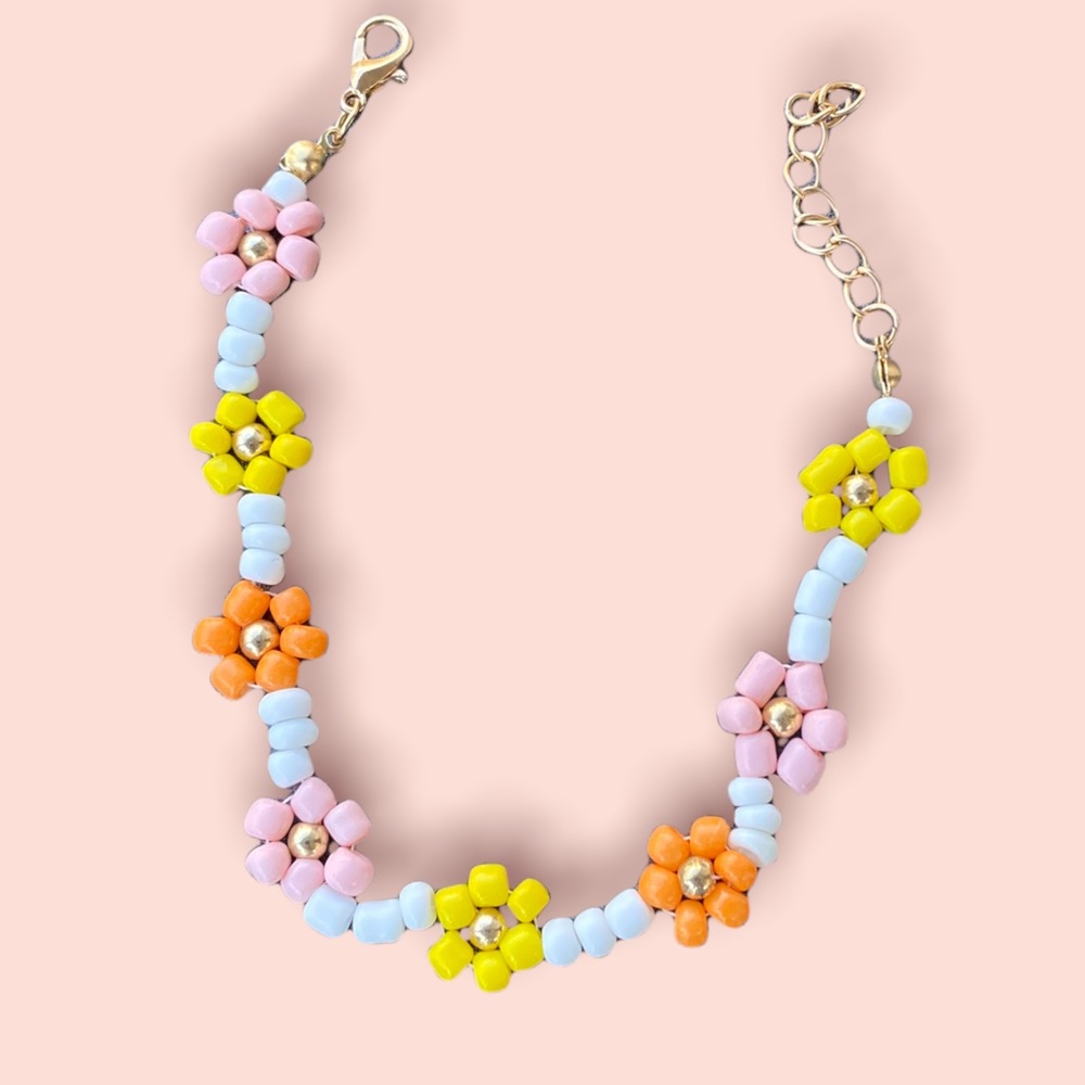 Flower bracelet